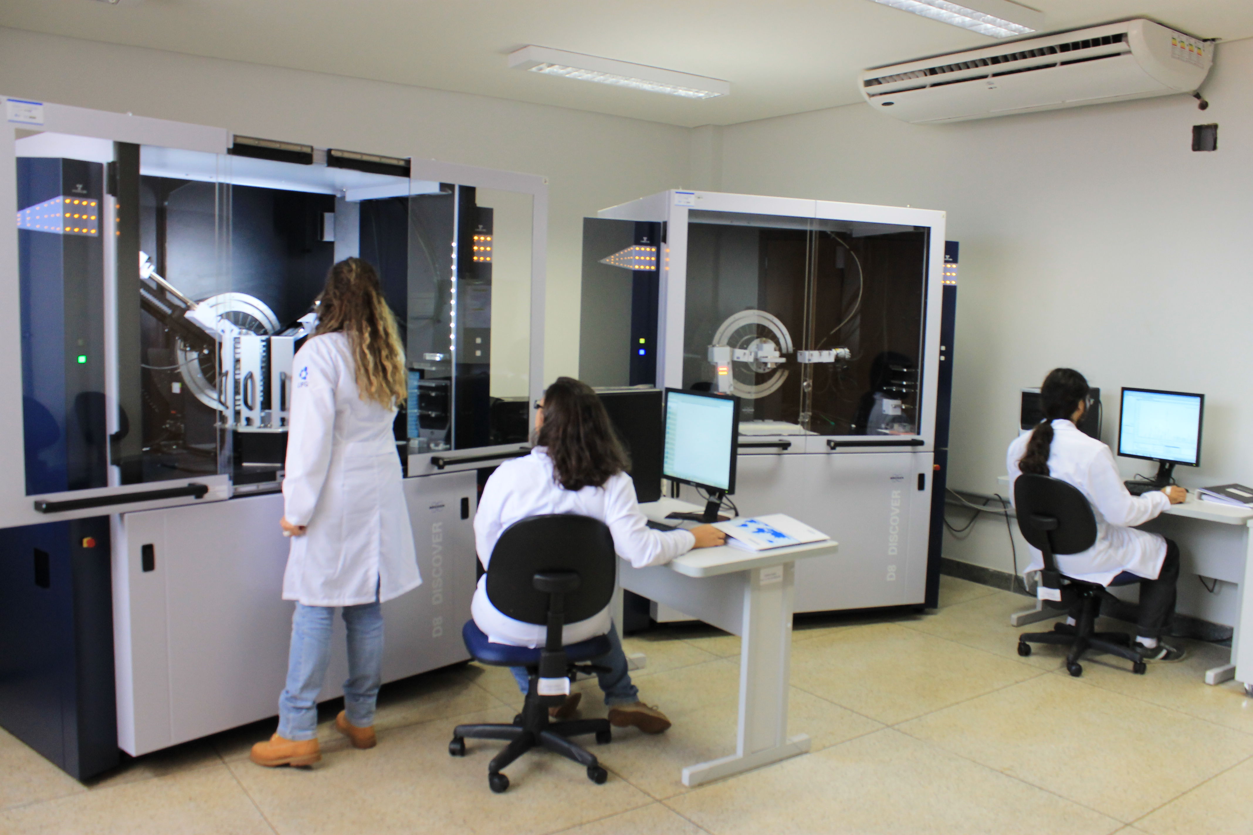 Laboratório de Difração de Raios - X