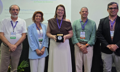 Banner_Pesquisadora do Instituto de Química - UFG recebe honraria em Maceió