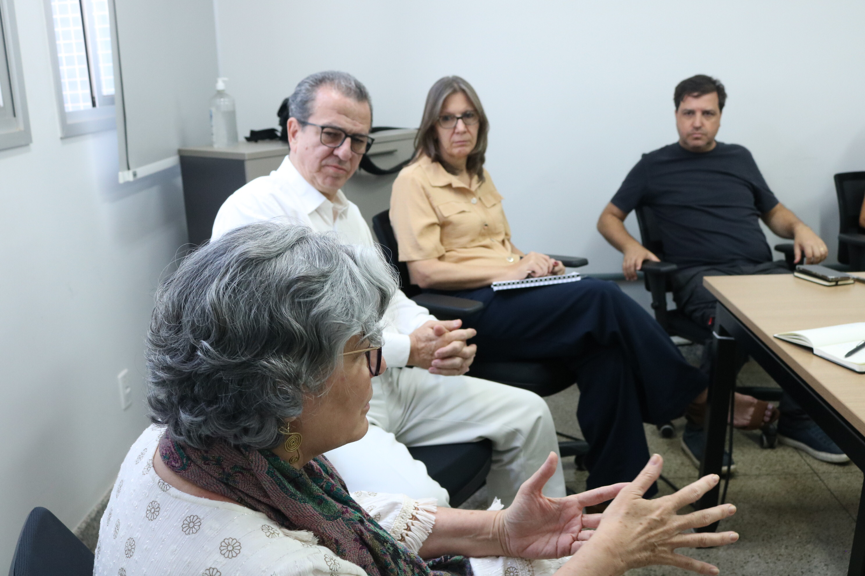 Notícia 5_UFG discute criação de instituto dedicado ao bioma Cerrado