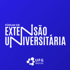 Logo do Fórum de Extensão Universitária da UFG. Cor azul ao fundo. As letras "N" de ExteNsão e UNiversitária estão conectadas, formando uma seta contínua.