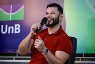 Anderson Almeida Dias durante sua participação no IX Encontro Regional da Sociedade Brasileira de Química – Centro-Oeste, realizado na Universidade de Brasília (UnB).