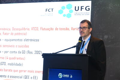 Foto aproximada de Fernando no CINASE