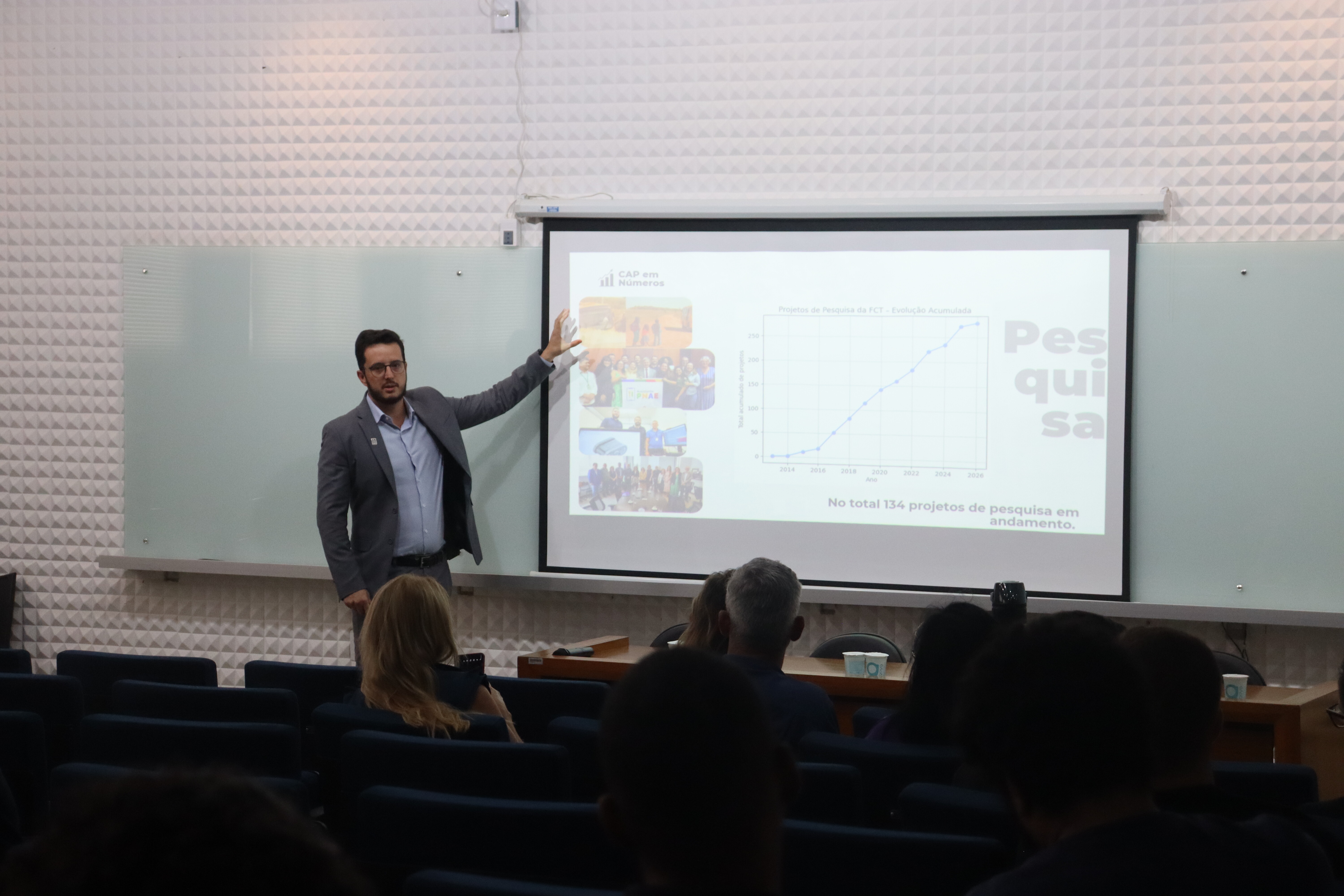 Apresentação Tiago