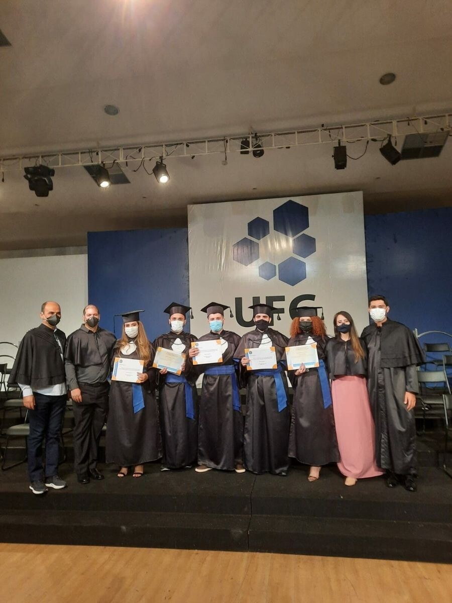 Formatura de Engenharia de Transportes.