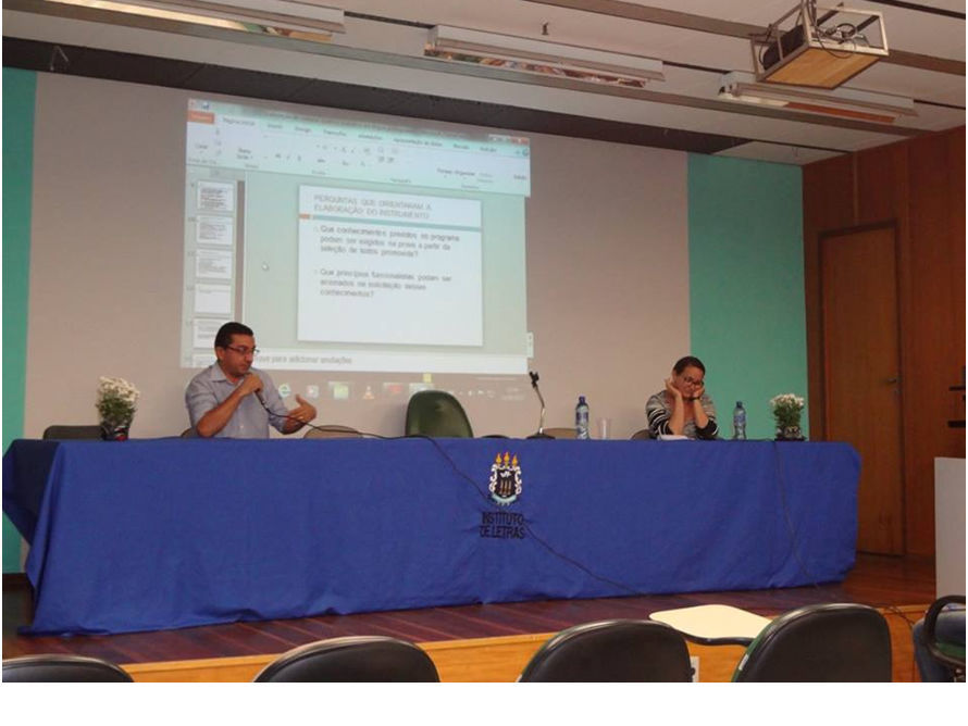 not_mesa2_evento_2015