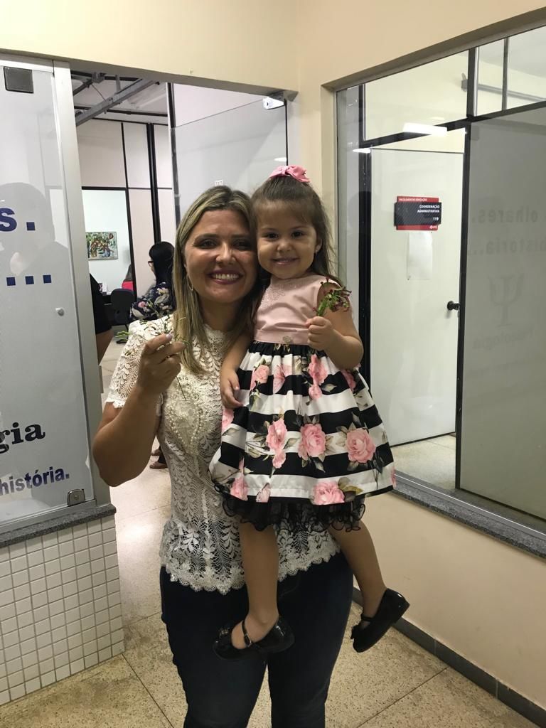 renata ramos e filha ufg