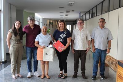 Visita professor do Equador