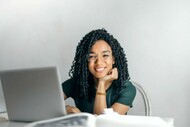 jovem negra estagio 